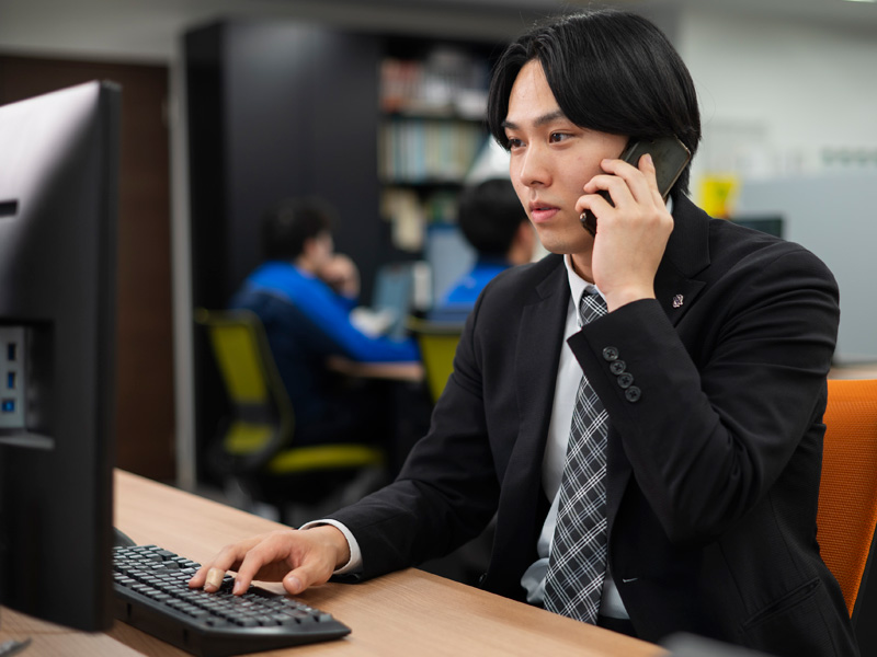 秀電社社員の仕事